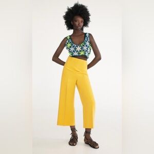ZARA CULOTTES MUSTARD PANTS SIZE MEDIUM
